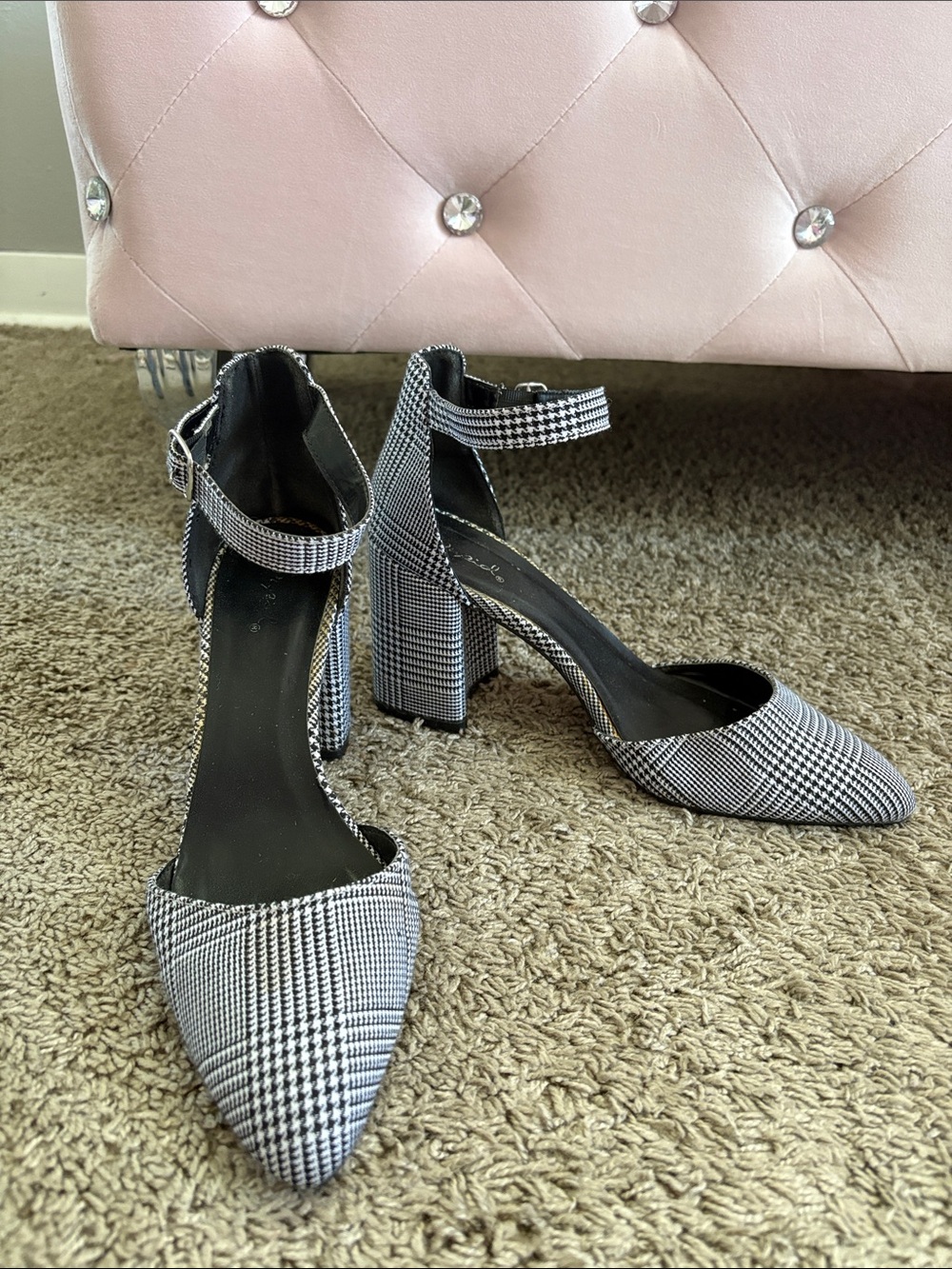 Pointed Toe Ankle Strap Block Heel Pumps - Black & White Plaid